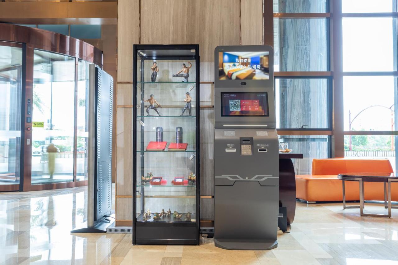 Ramada Foshan Nanhai Eksteriør bilde